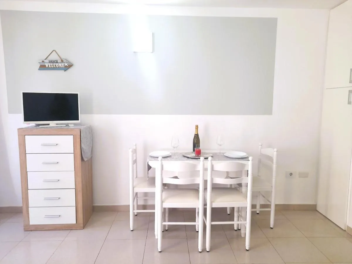 Olympia 425, See View Wifi Free Playa de las Americas  Spain